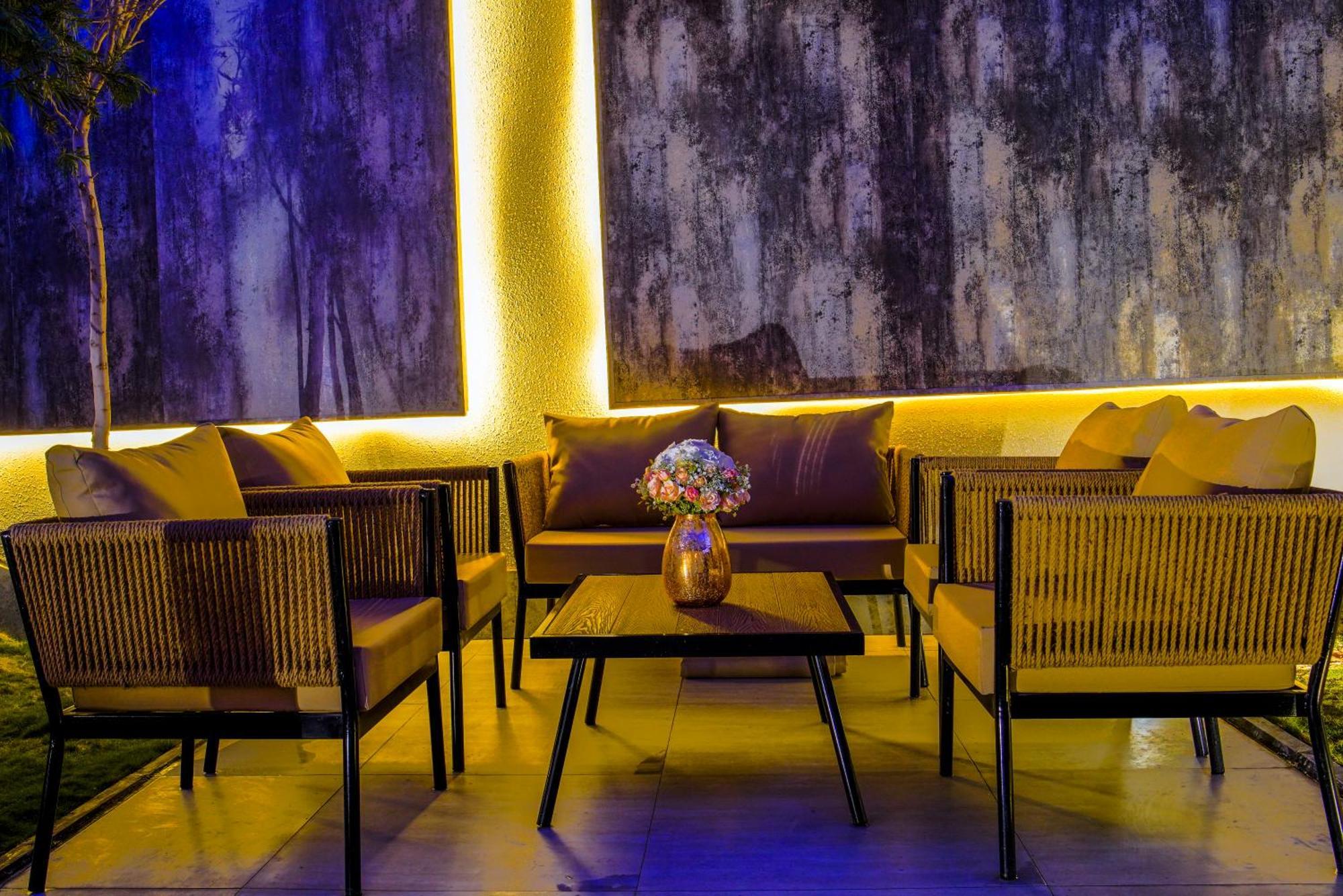 The Land Resort Riadh Exterior foto