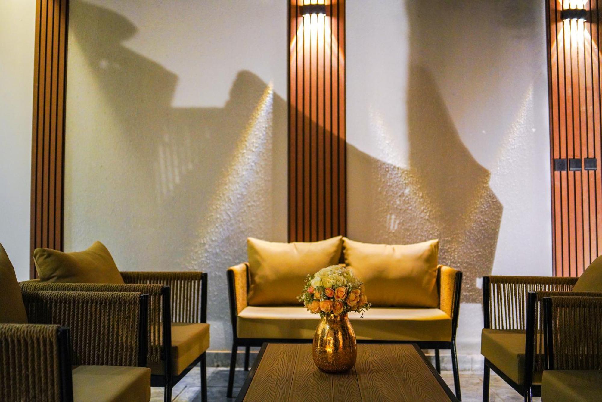 The Land Resort Riadh Exterior foto